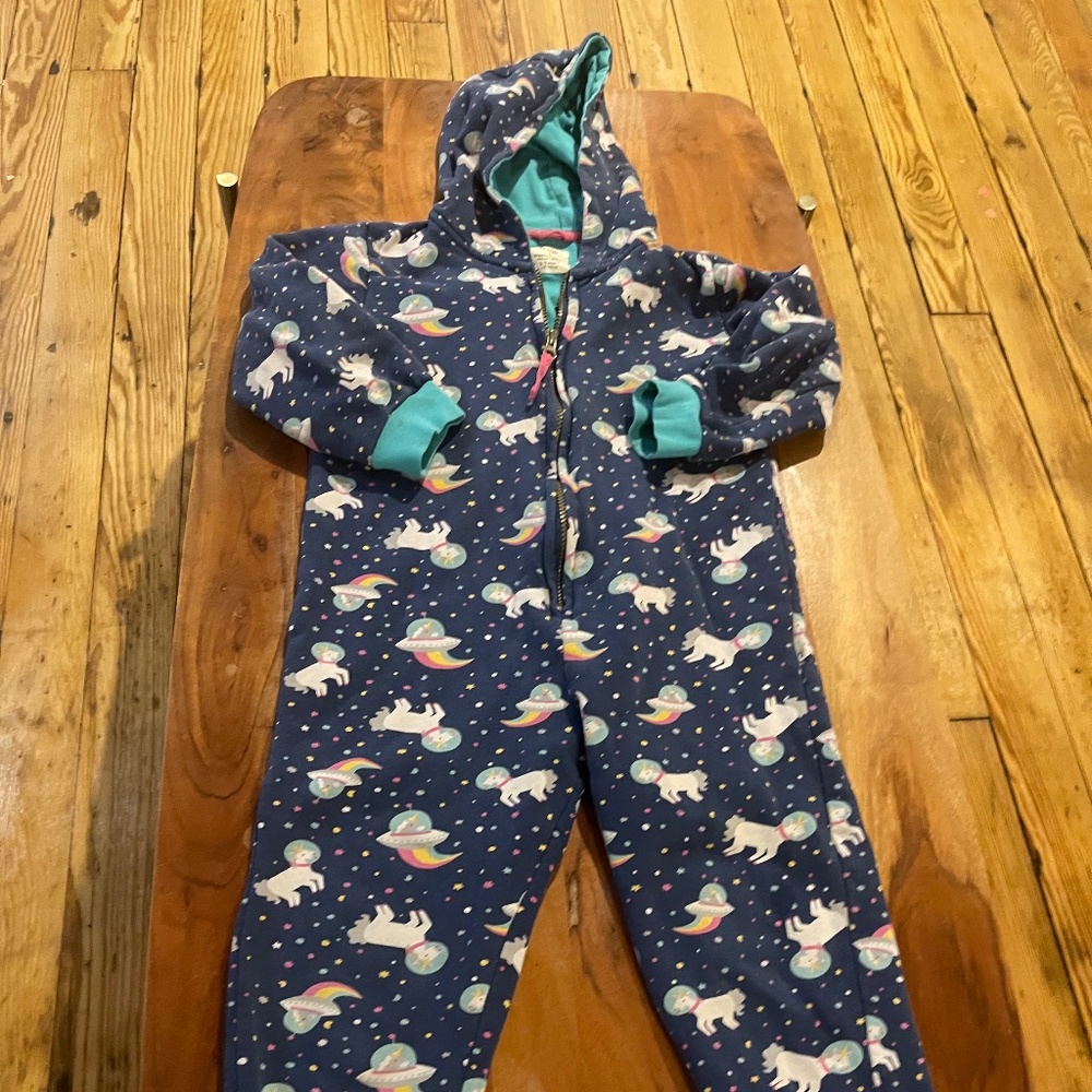 Frugi 6-7 onesie